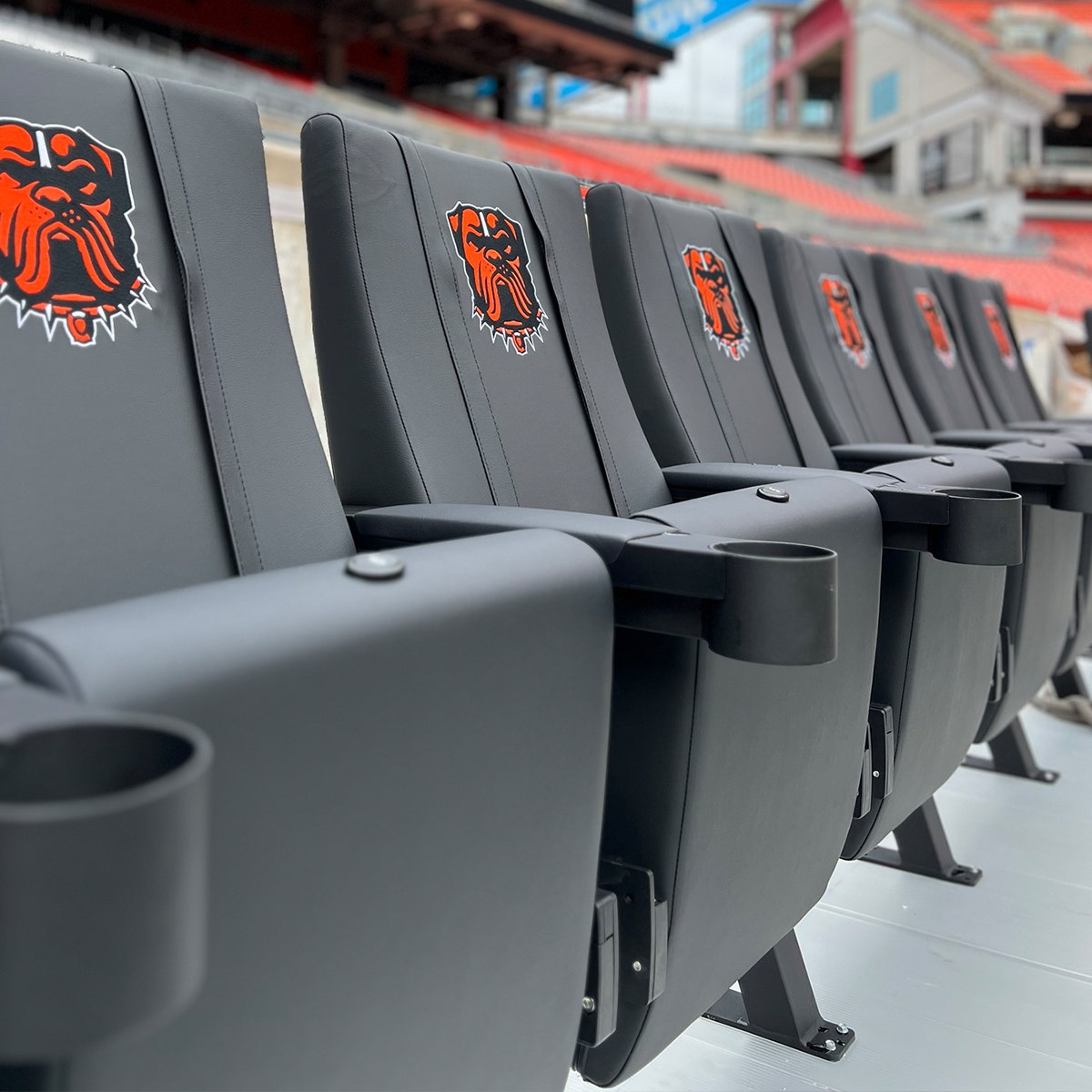 SuiteMax 3.5 VIP Seats with Golden State Warriors Alternate Logo