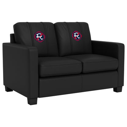 Dyno Stationary Loveseat with New England Revolution Secondary Logo